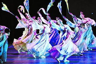 市舞台艺术作品评选展演举行 为 一团一精品 设集中展示平台