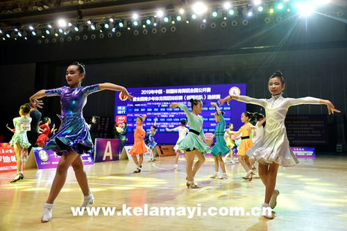 克拉玛依网体育舞蹈 舞动油城，健康生活的艺术盛宴